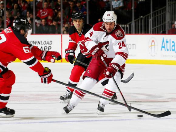 new jersey devils vs arizona coyotes